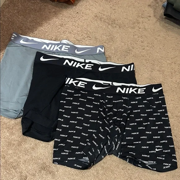 Nike Men's Boxer Briefs Trio - Black, Gray, Patterned - Picture 1 of 1